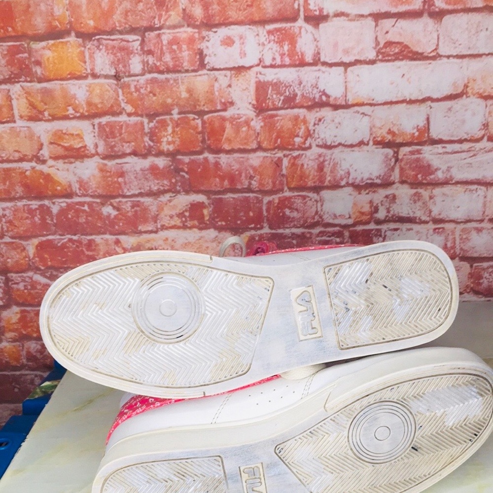 Vintage 90s Fila Vulc 13 Hot Pink and White High Top Retro Sneakers - Picture 10 of 12